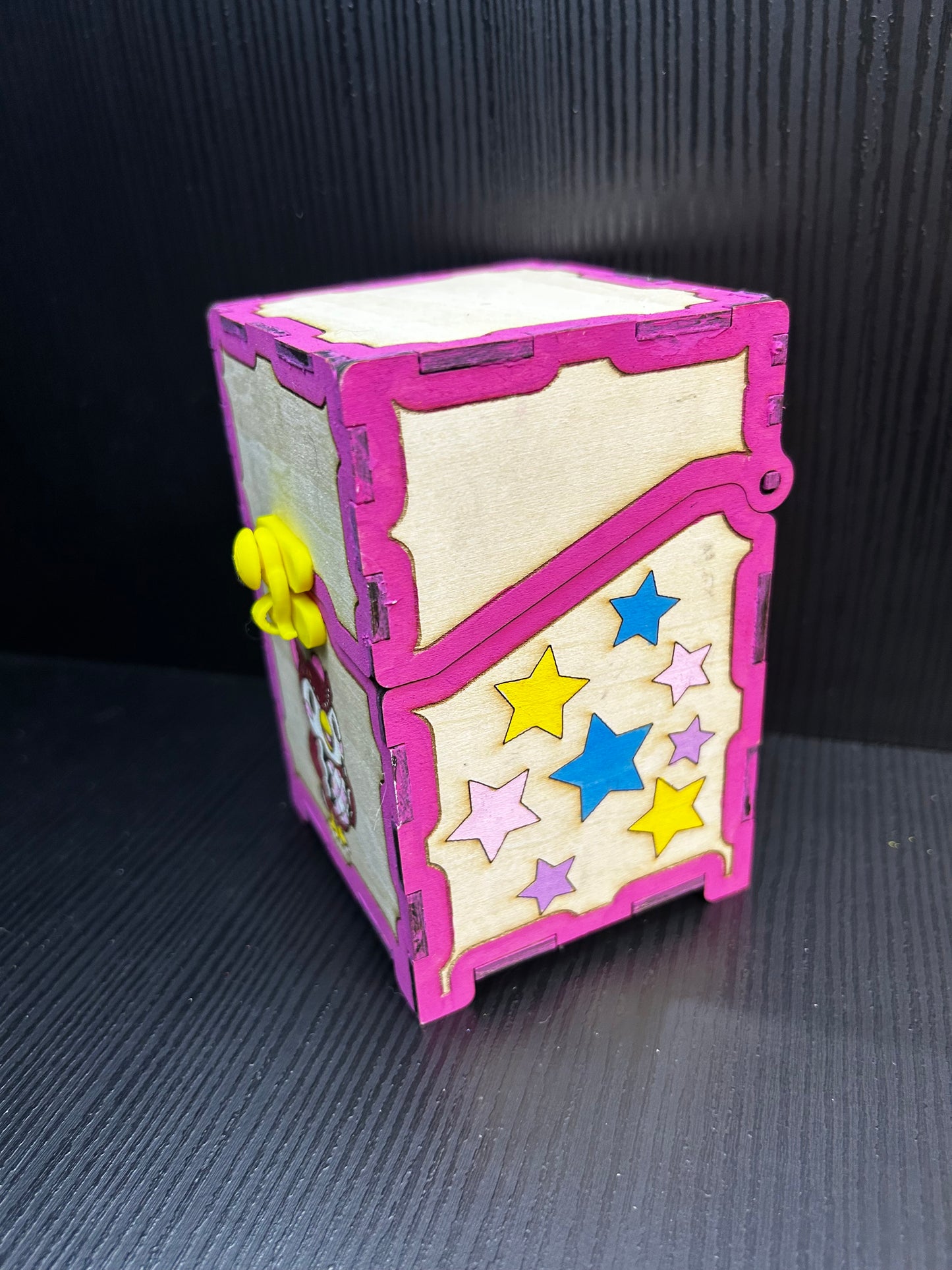 Animal Crossing Celeste Deck Box
