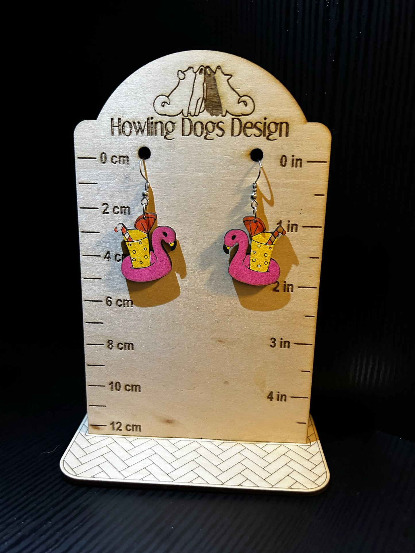 Flamingo drink floaty earrings