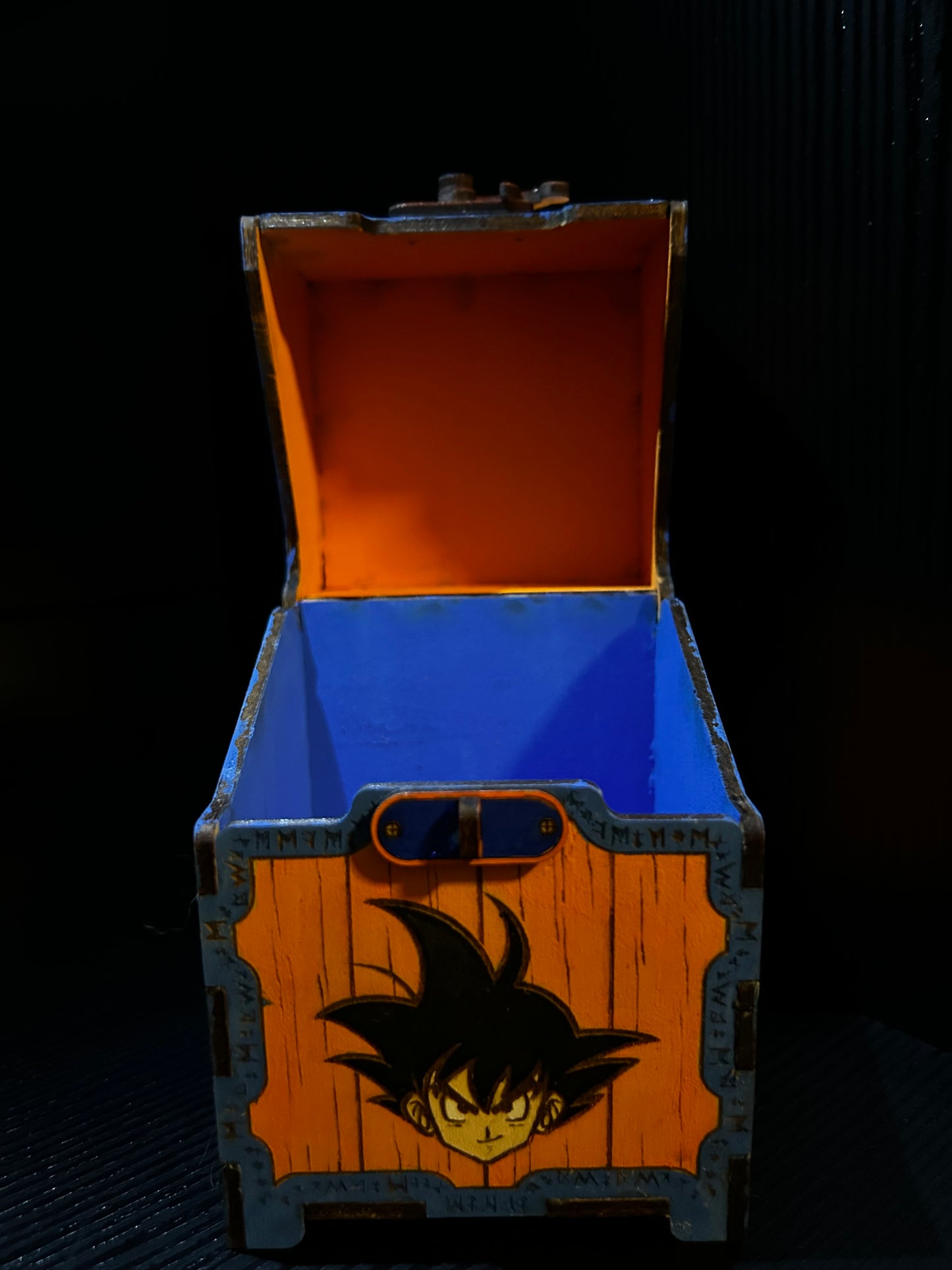 Goku Deck Box