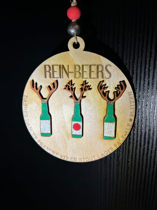 Reinbeers ornament