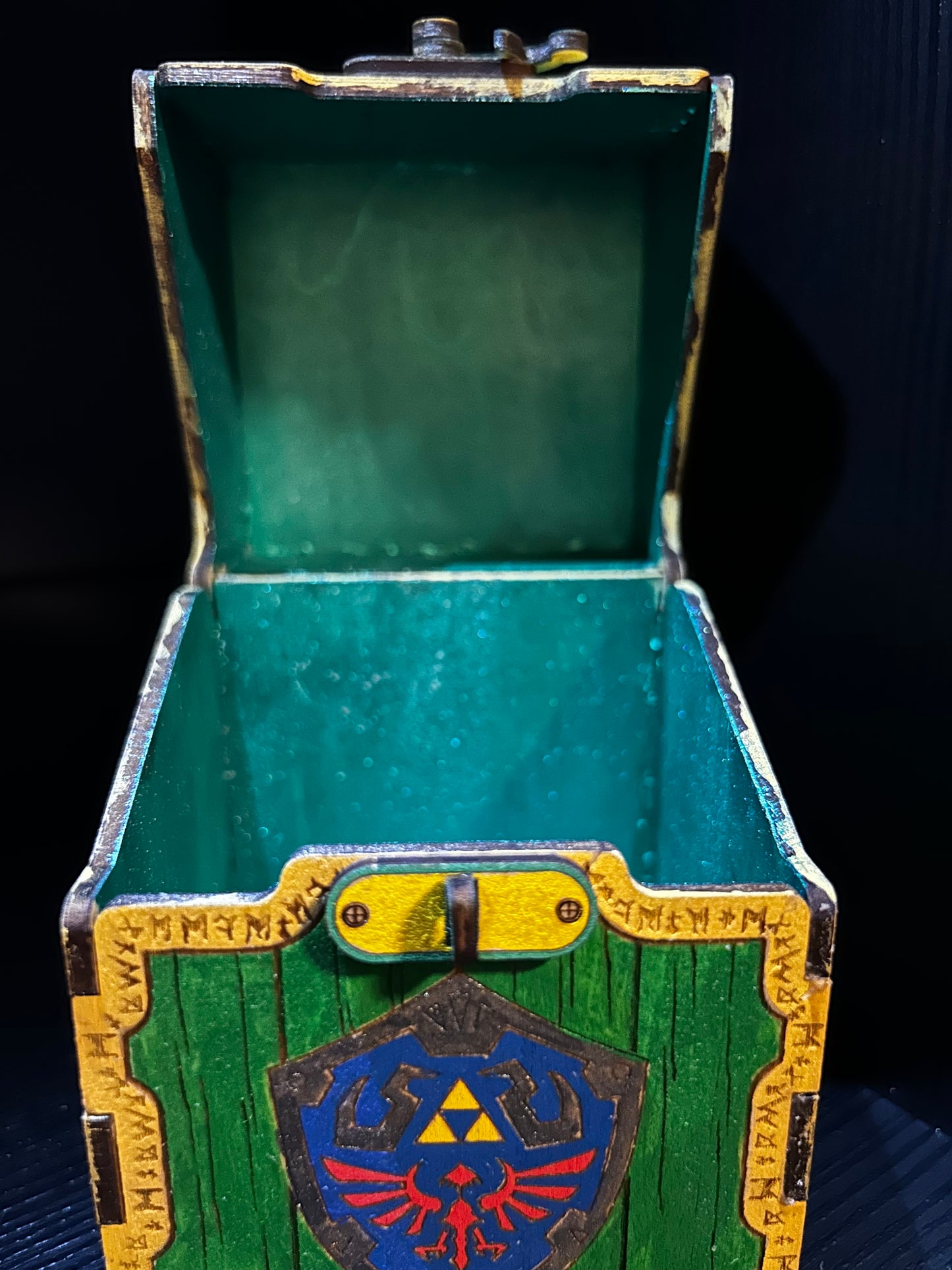 Legend of Zelda Deck Box