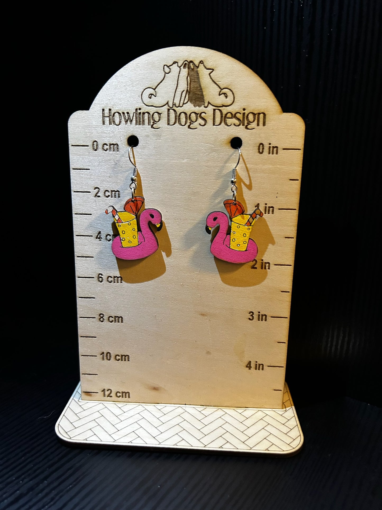 Flamingo drink floaty earrings